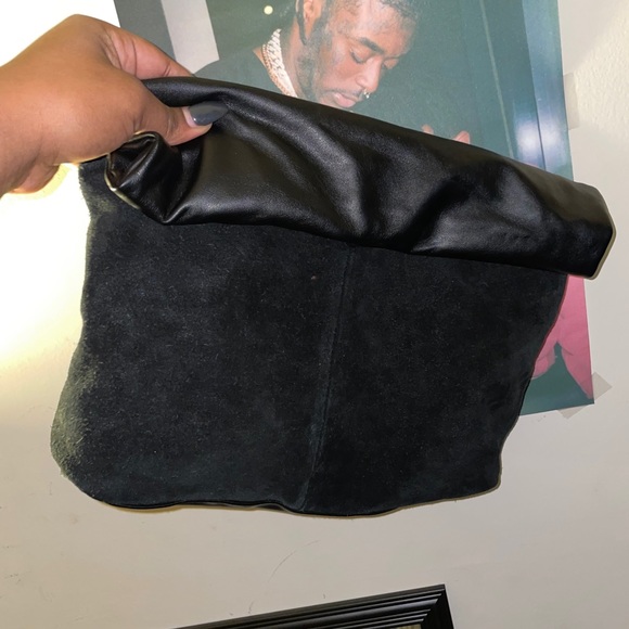 Clutch - Picture 3 of 4